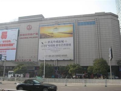 南京户外广告规划将出台:近七成面积禁设广告